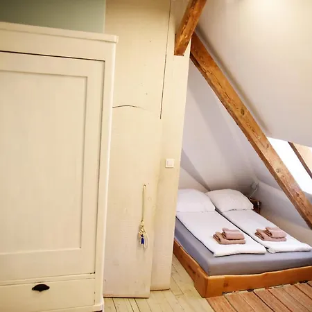 Brat Lata Goscinne Bed & Breakfast *