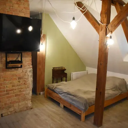 Brat Lata Goscinne Bed & Breakfast *