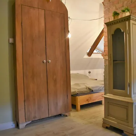 Brat Lata Goscinne Bed & Breakfast *