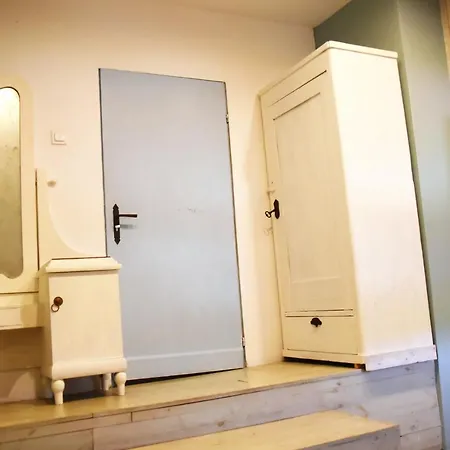 فندق مبيت وإفطار Brat Lata Goscinne سوبوت
